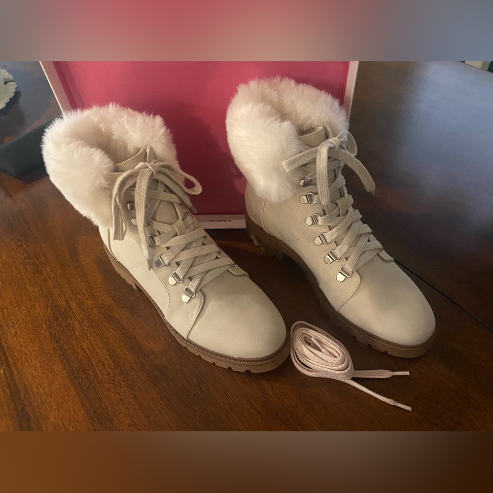 Isaac Mizzahi Lace Up Hiker Bootie
